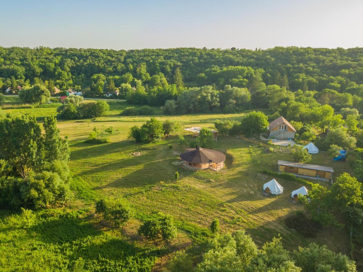 Szellos Ret Camping Balvanyos Exteriér fotografie